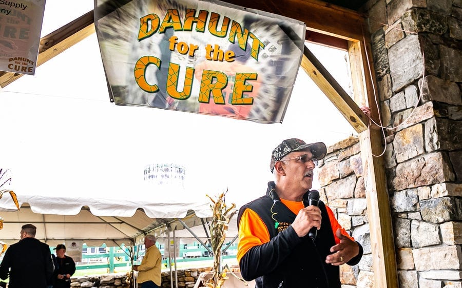 Speaker at "Dahunt for the Cure" event